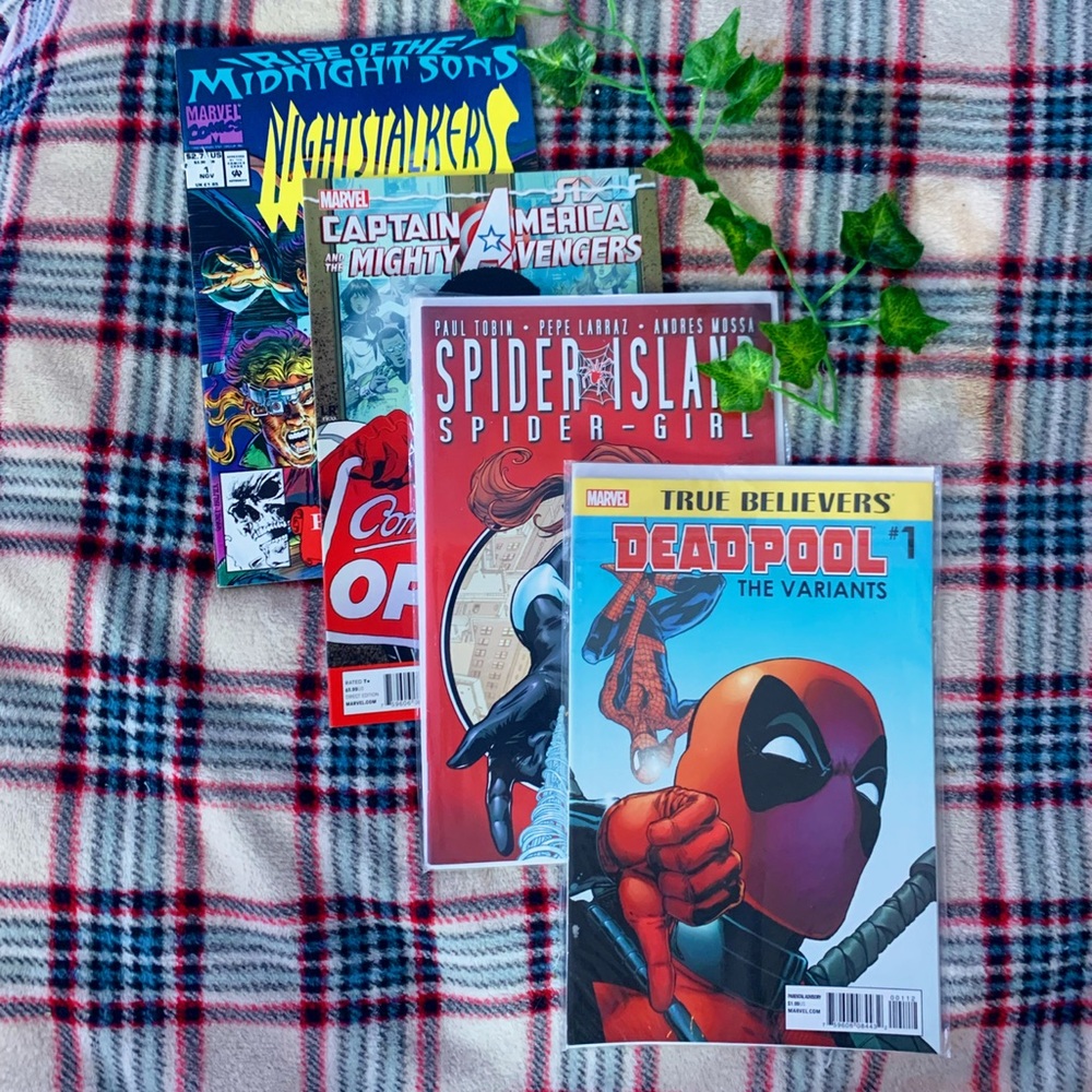 ‘MARVEL’ COMIC BUNDLE